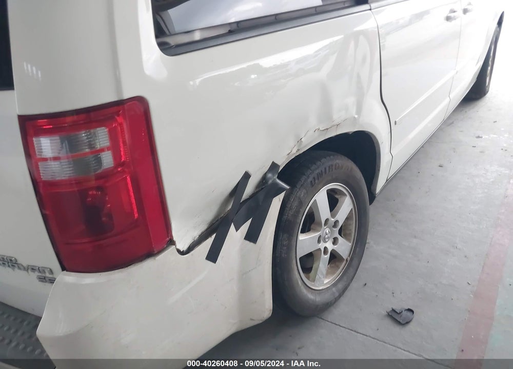 2010 DODGE GRAND CARAVAN SE VIN: 2D4RN4DE1AR101807
