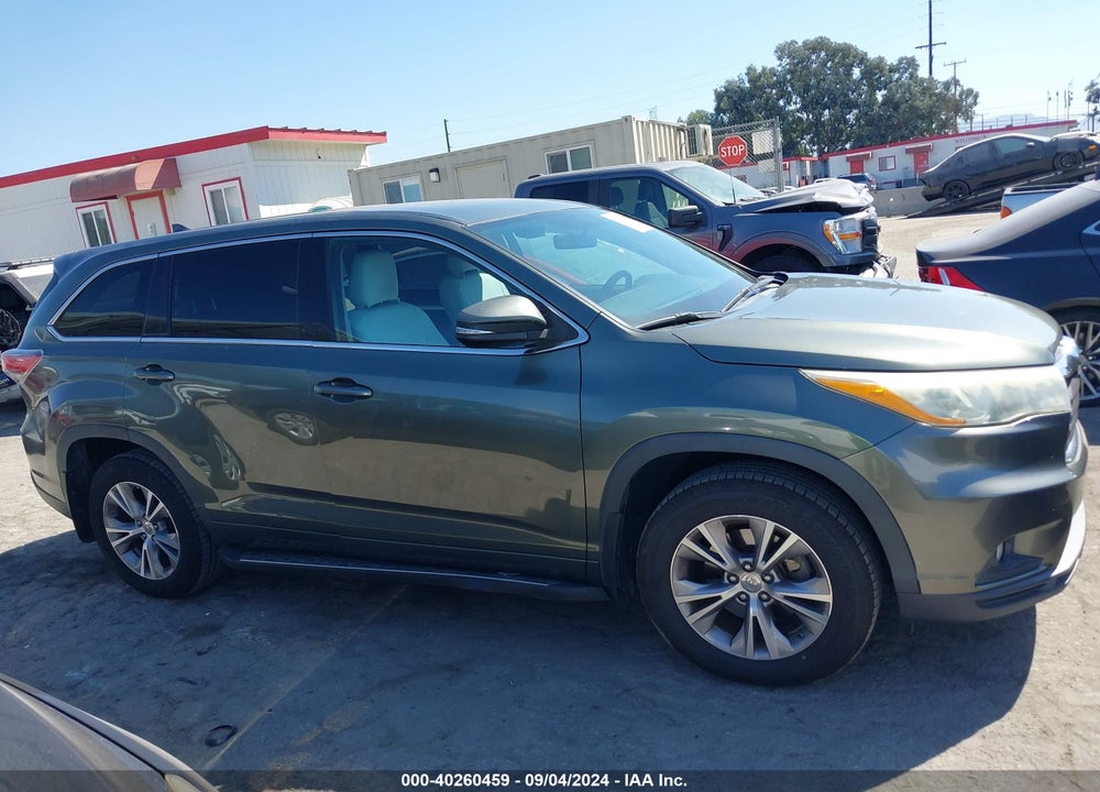 2015 TOYOTA HIGHLANDER LE PLUS V6 VIN: 5TDZKRFHXFS063843