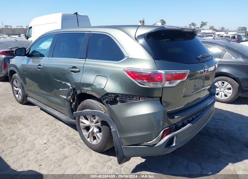 2015 TOYOTA HIGHLANDER LE PLUS V6 VIN: 5TDZKRFHXFS063843