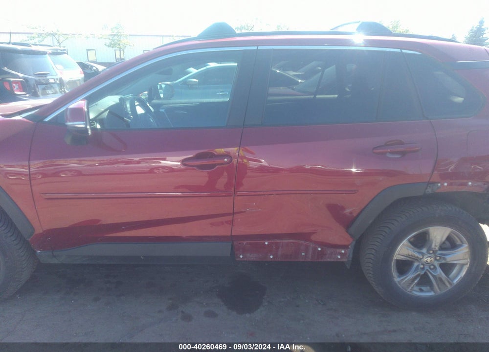 2022 TOYOTA RAV4 XLE VIN: 2T3P1RFV1NW268075