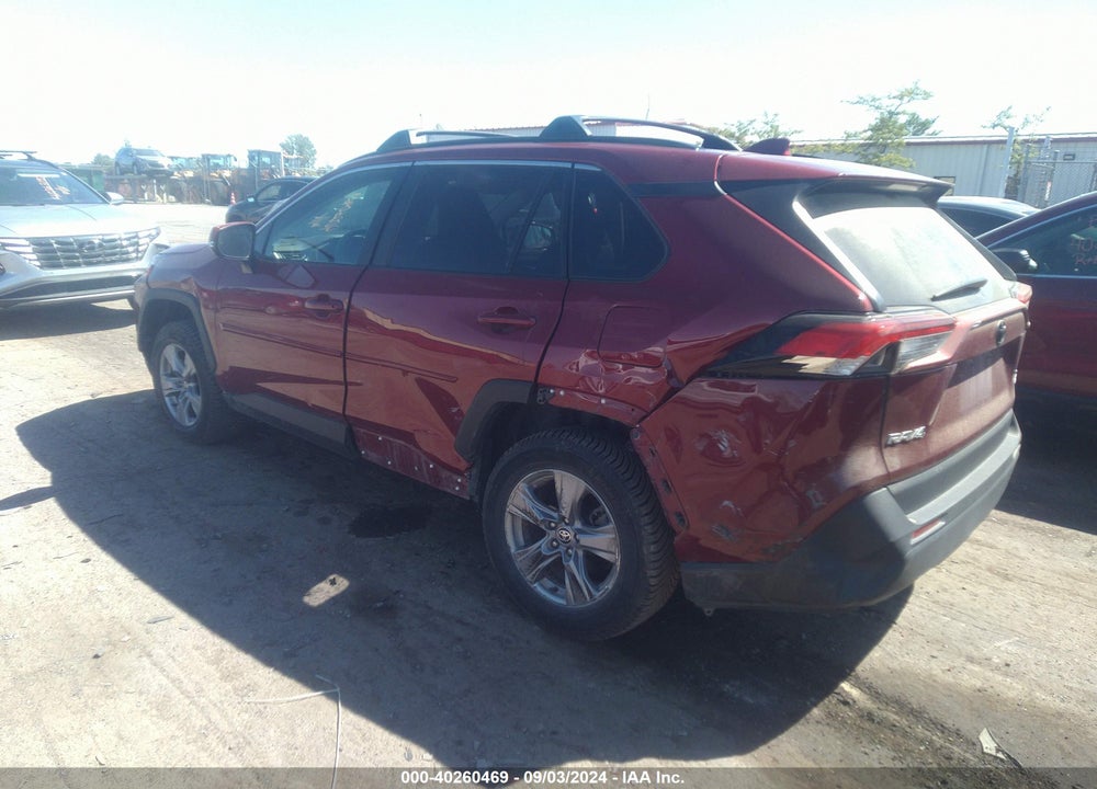 2022 TOYOTA RAV4 XLE VIN: 2T3P1RFV1NW268075