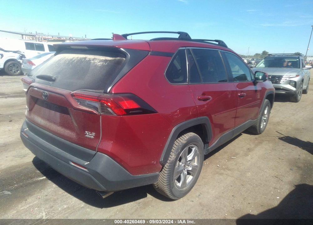 2022 TOYOTA RAV4 XLE VIN: 2T3P1RFV1NW268075