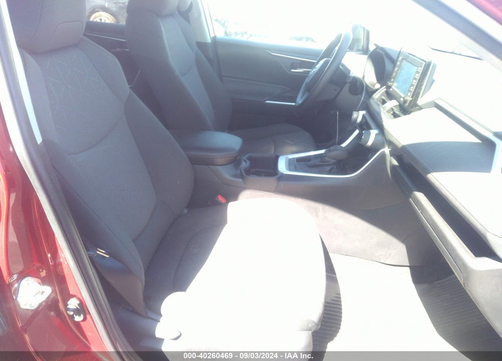 2022 TOYOTA RAV4 XLE VIN: 2T3P1RFV1NW268075