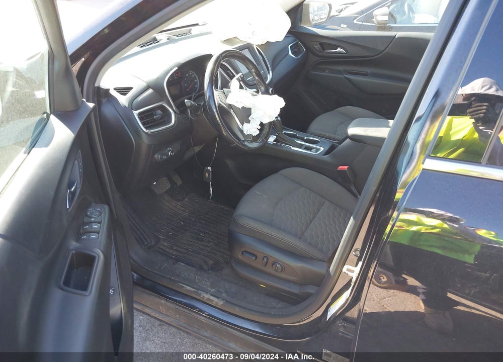2018 CHEVROLET EQUINOX LT VIN: 2GNAXJEV6J6327805