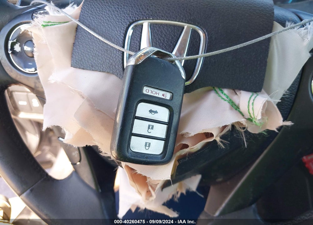 2013 HONDA ACCORD VIN: 1HGCT1B89DA013828