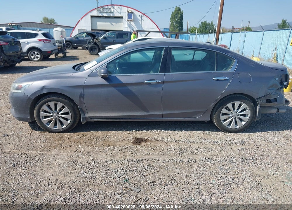 2015 HONDA ACCORD EX-L V-6 VIN: 1HGCR3F82FA038772