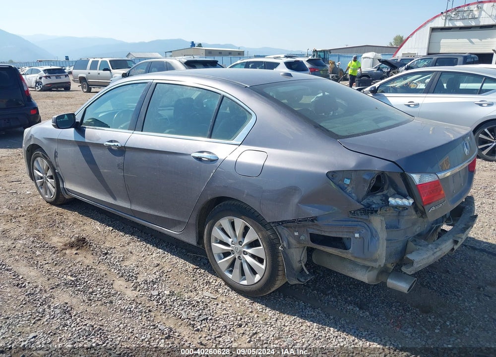 2015 HONDA ACCORD EX-L V-6 VIN: 1HGCR3F82FA038772