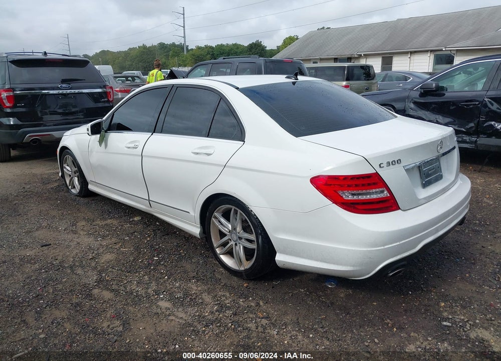 2014 MERCEDES-BENZ C 300 LUXURY 4MATIC/SPORT 4MATIC VIN: WDDGF8AB1ER323364