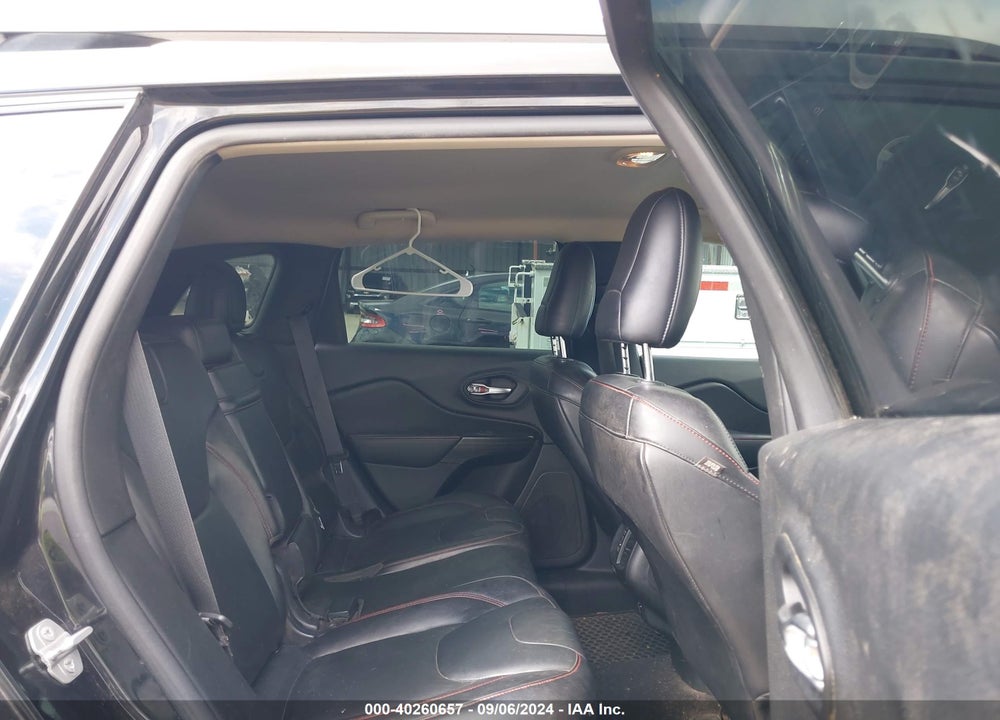 2015 JEEP CHEROKEE TRAILHAWK VIN: 1C4PJMBS8FW529560