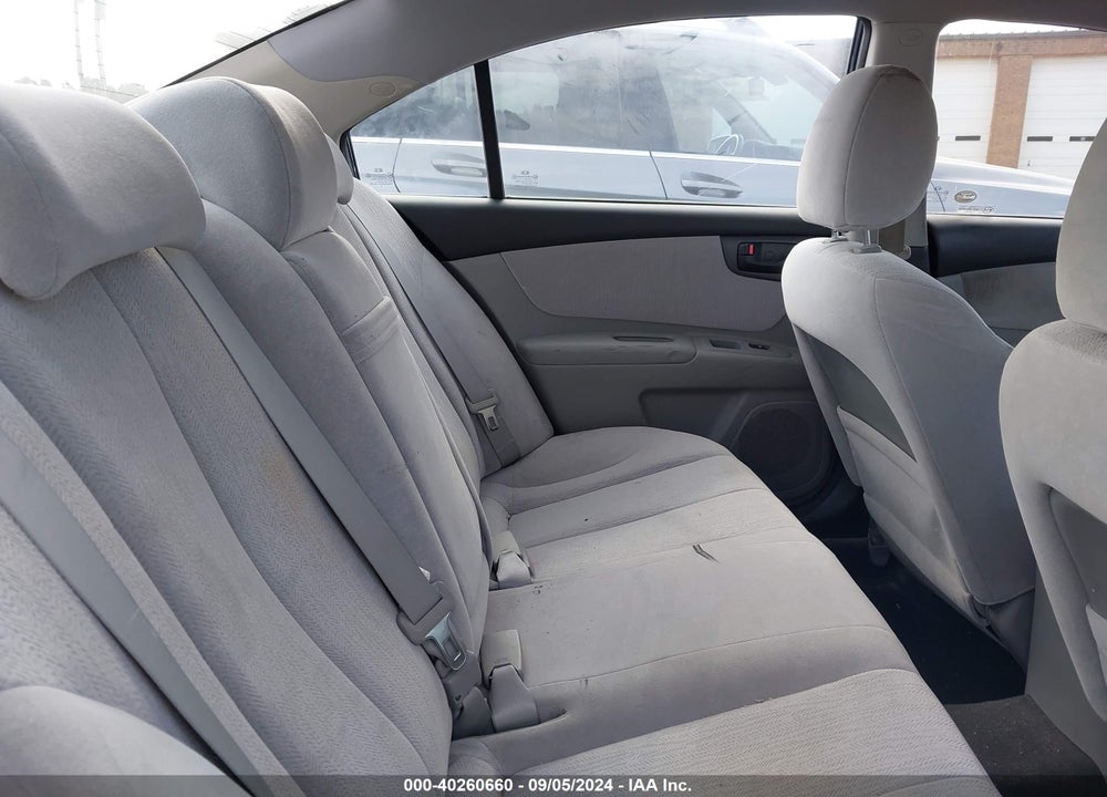 2009 KIA OPTIMA LX VIN: KNAGE228795303109