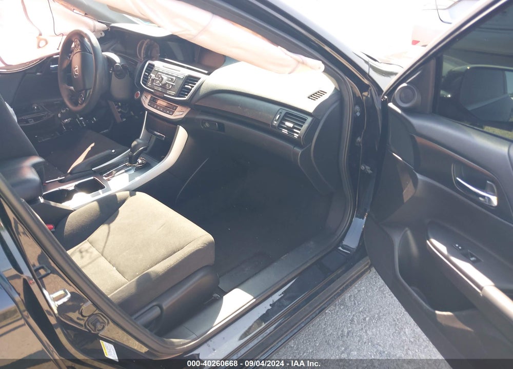 2015 HONDA ACCORD EX VIN: 1HGCR2F78FA236399