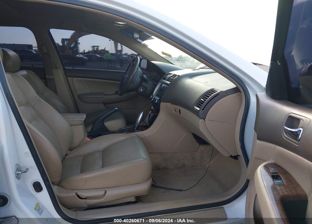 2006 HONDA ACCORD 2.4 EX VIN: 1HGCM56886A170560