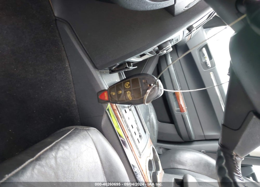 2010 CHRYSLER 300C HEMI VIN: 2C3CA6CT6AH221347