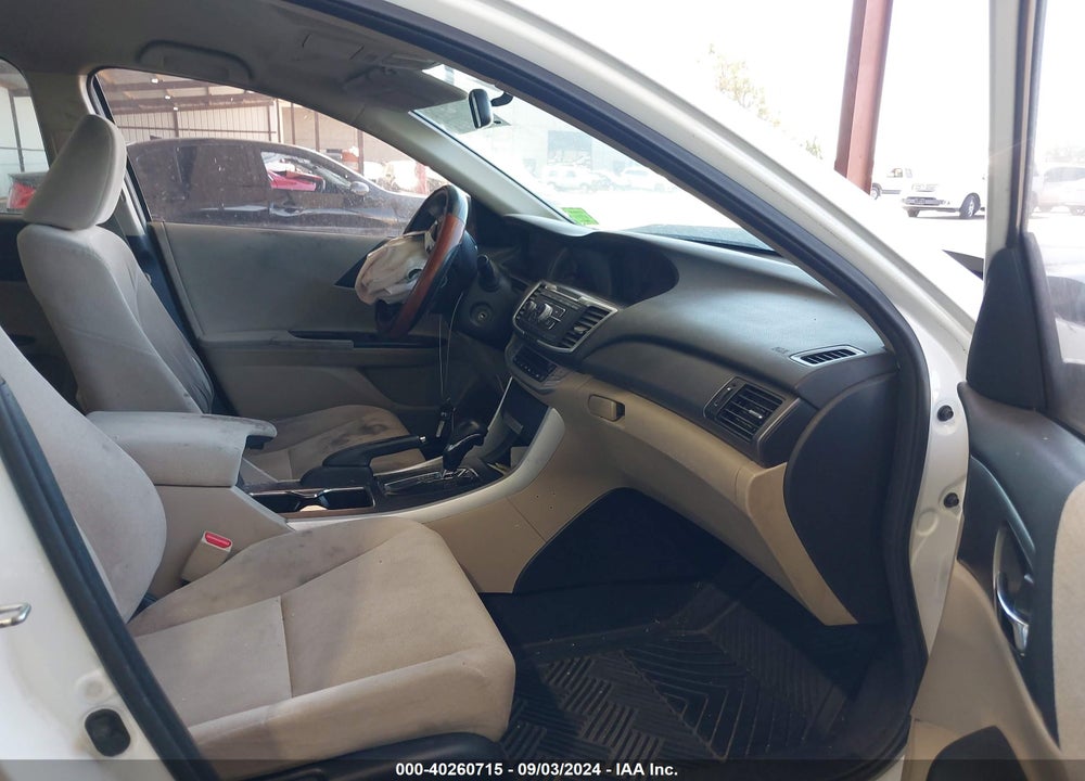 2013 HONDA ACCORD LX VIN: 1HGCR2F36DA106826