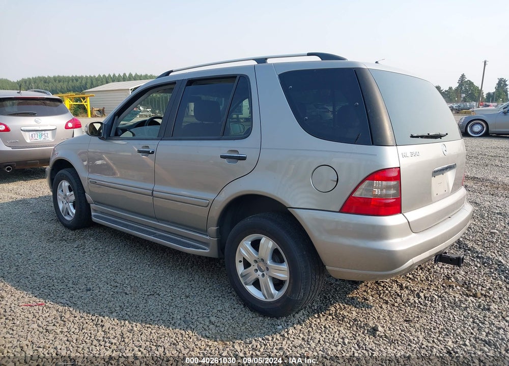 2005 MERCEDES-BENZ ML 350 4MATIC VIN: 4JGAB57E65A567176