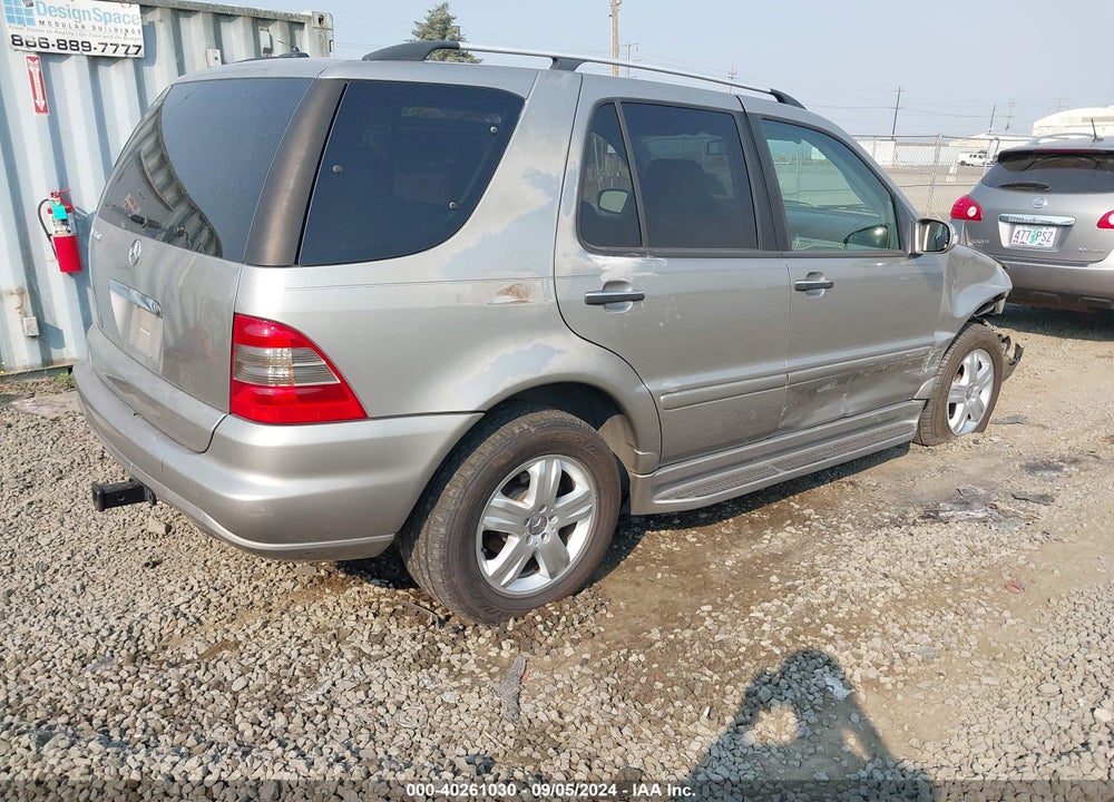 2005 MERCEDES-BENZ ML 350 4MATIC VIN: 4JGAB57E65A567176