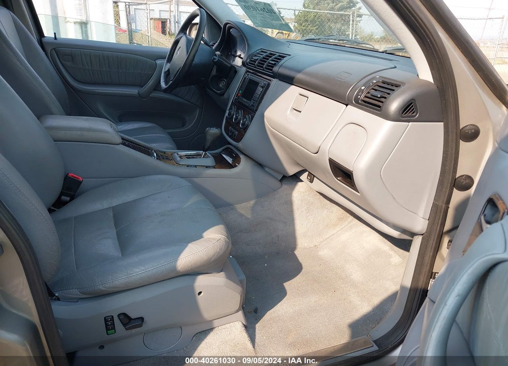 2005 MERCEDES-BENZ ML 350 4MATIC VIN: 4JGAB57E65A567176
