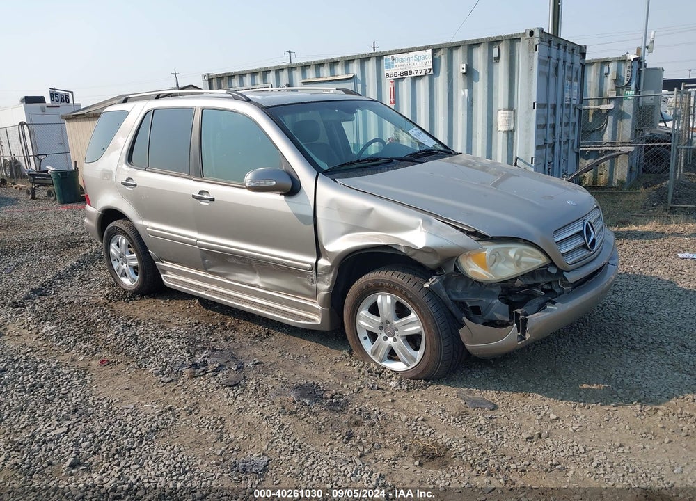 2005 MERCEDES-BENZ ML 350 4MATIC VIN: 4JGAB57E65A567176