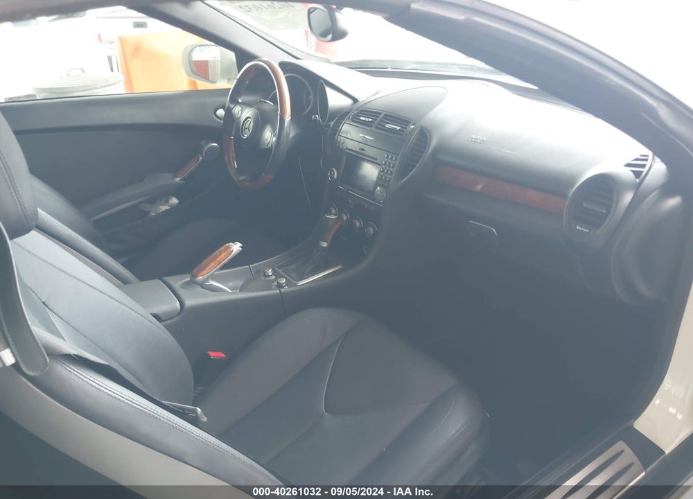 2010 MERCEDES-BENZ SLK 350 VIN: WDBWK5JA3AF228306