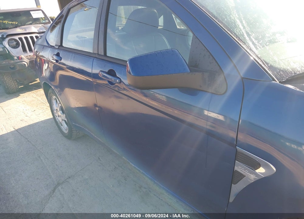 2008 FORD FOCUS VIN: 1FAHP35N28W240539