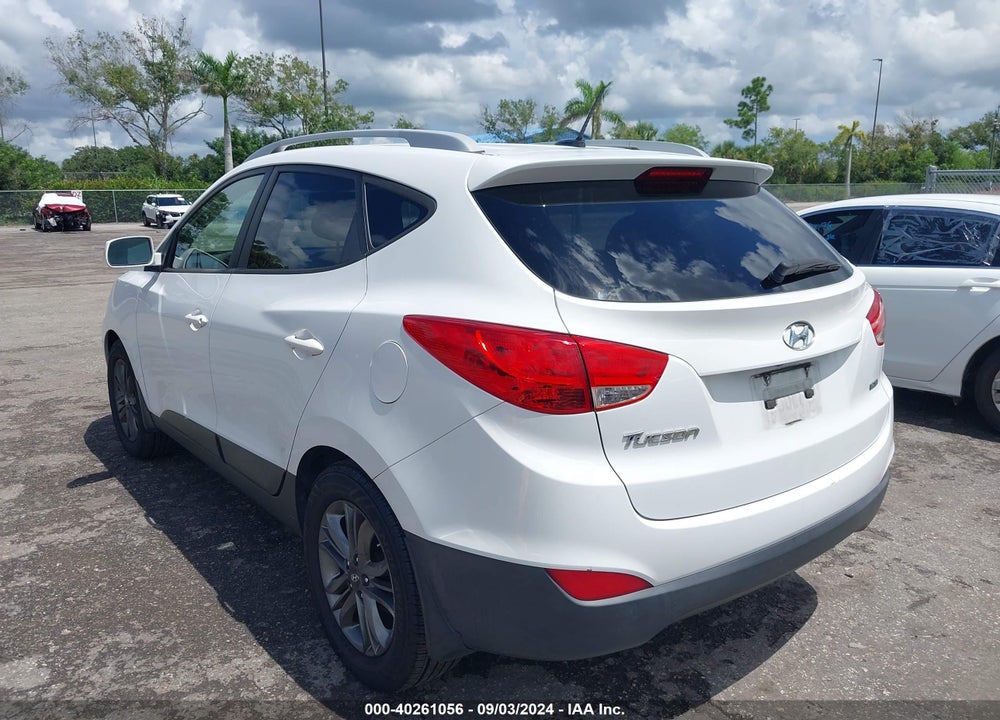 2015 HYUNDAI TUCSON SE VIN: KM8JUCAG9FU954801
