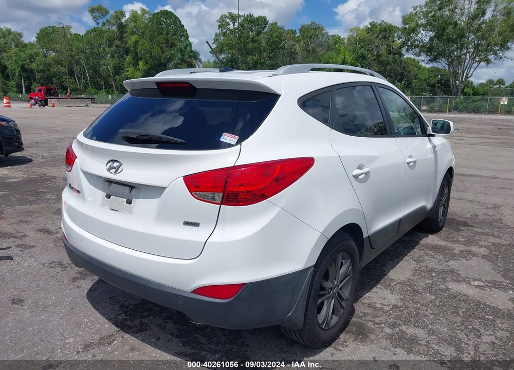 2015 HYUNDAI TUCSON SE VIN: KM8JUCAG9FU954801