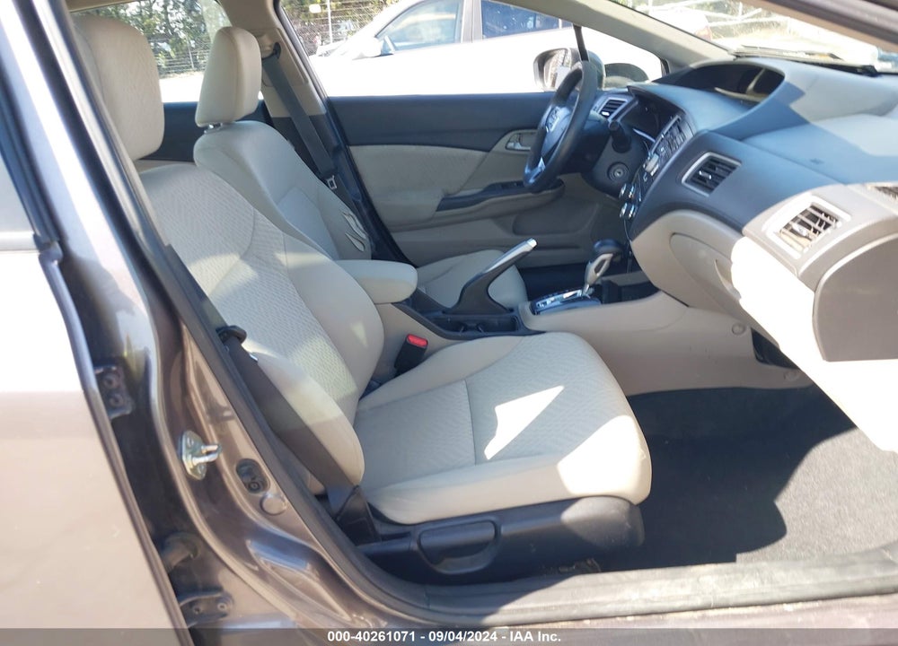 2014 HONDA CIVIC LX VIN: 19XFB2F50EE221048