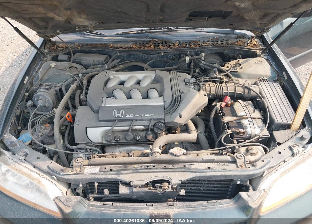 1999 HONDA ACCORD EX V6 VIN: 1HGCG1658XA036316