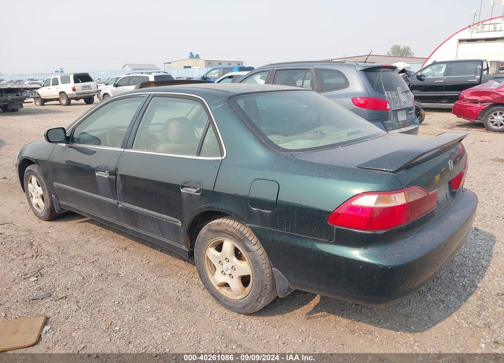 1999 HONDA ACCORD EX V6 VIN: 1HGCG1658XA036316