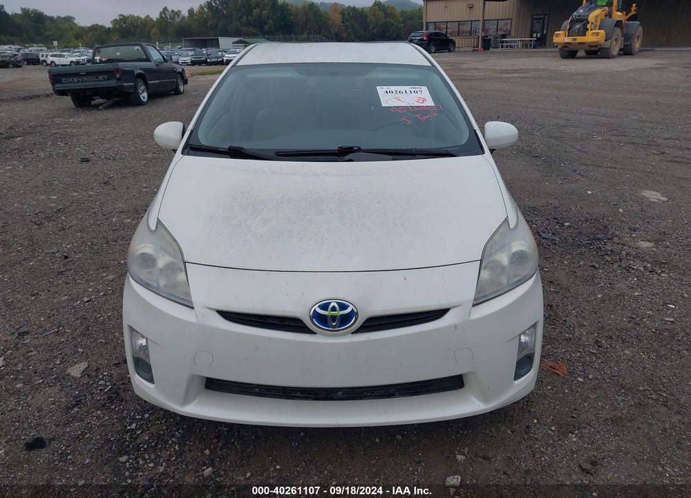 2011 TOYOTA PRIUS TWO VIN: JTDKN3DU2B5367500