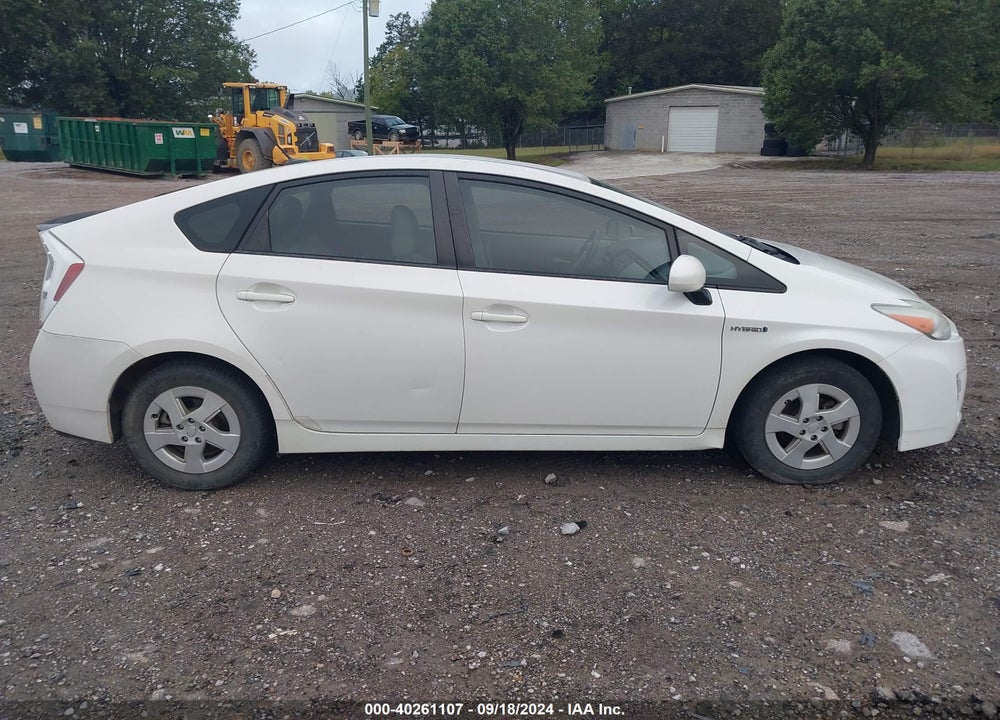 2011 TOYOTA PRIUS TWO VIN: JTDKN3DU2B5367500