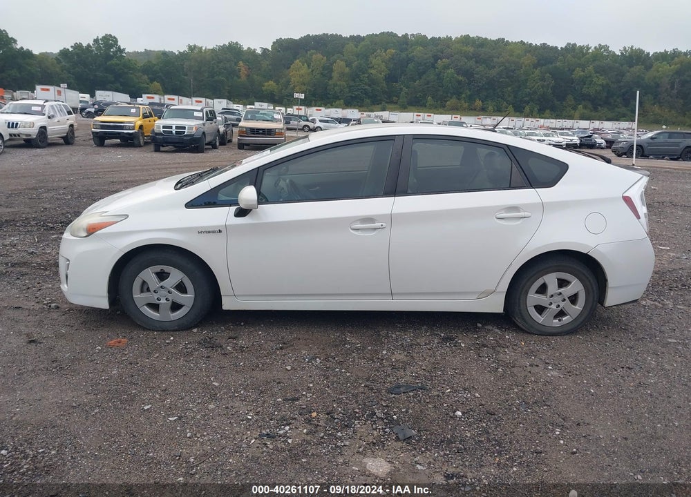 2011 TOYOTA PRIUS TWO VIN: JTDKN3DU2B5367500