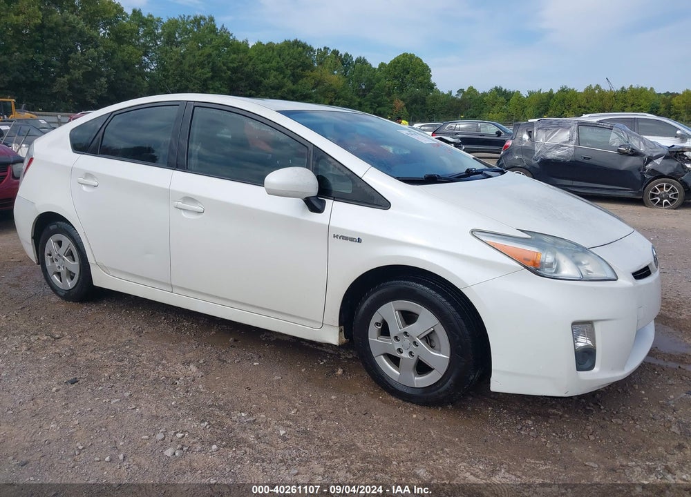 2011 TOYOTA PRIUS TWO VIN: JTDKN3DU2B5367500