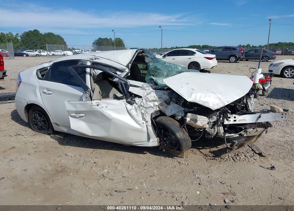2015 TOYOTA PRIUS TWO VIN: JTDKN3DU3F1910463