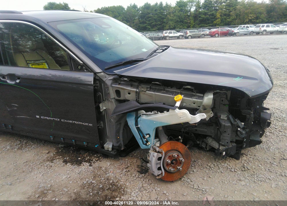 2021 JEEP GRAND CHEROKEE L LIMITED 4X4 VIN: 1C4RJKBGXM8158508