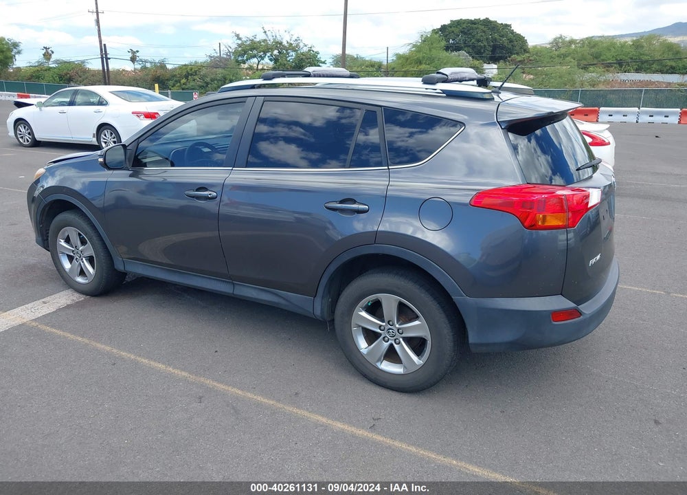 2015 TOYOTA RAV4 XLE VIN: JTMWFREV0FJ046853