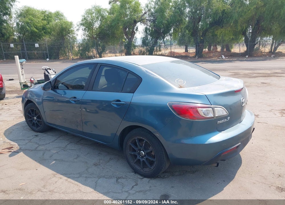 2011 MAZDA MAZDA3 VIN: JM1BL1UG6B1496674