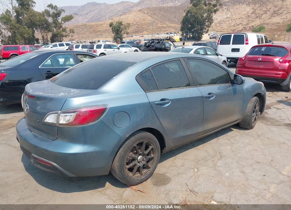 2011 MAZDA MAZDA3 VIN: JM1BL1UG6B1496674