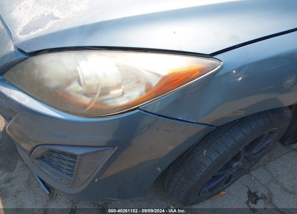 2011 MAZDA MAZDA3 VIN: JM1BL1UG6B1496674