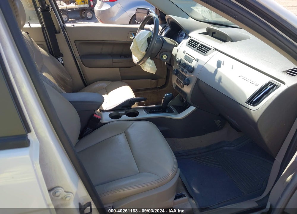 2009 FORD FOCUS SEL VIN: 1FAHP37N39W198123