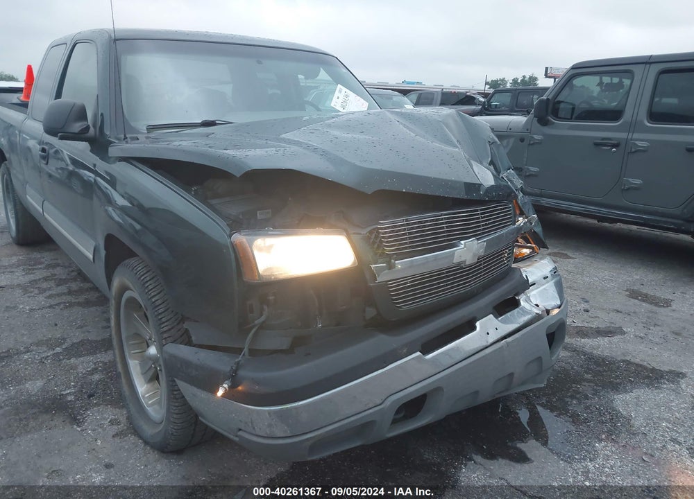 2003 CHEVROLET SILVERADO 1500 LS VIN: 2GCEC19T231129513
