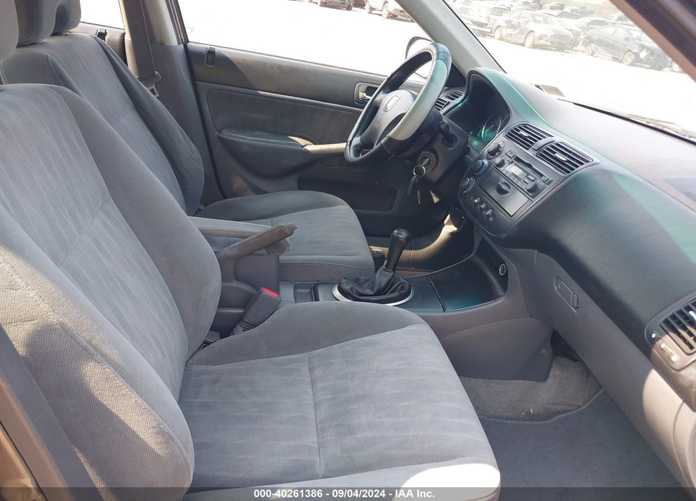 2005 HONDA CIVIC LX VIN: 2HGES15555H516515