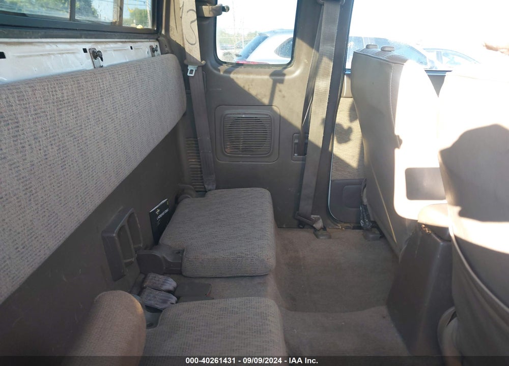 1999 TOYOTA TACOMA VIN: 4TAWN72N8XZ421012