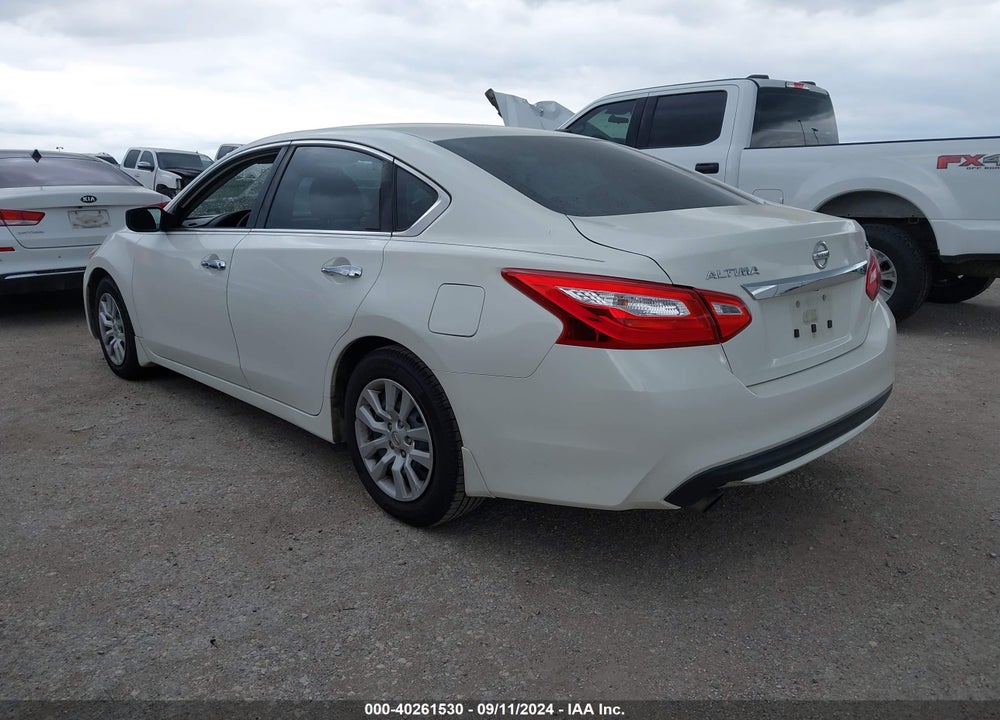 2017 NISSAN ALTIMA VIN: 1N4AL3AP8HN308661