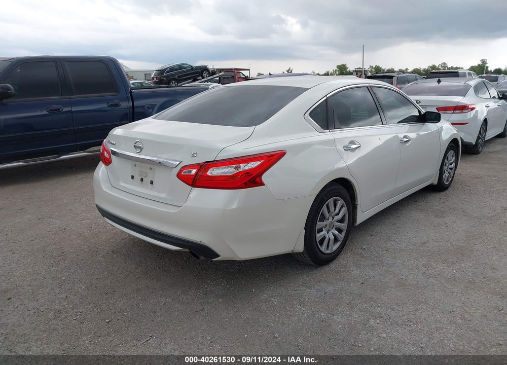 2017 NISSAN ALTIMA VIN: 1N4AL3AP8HN308661