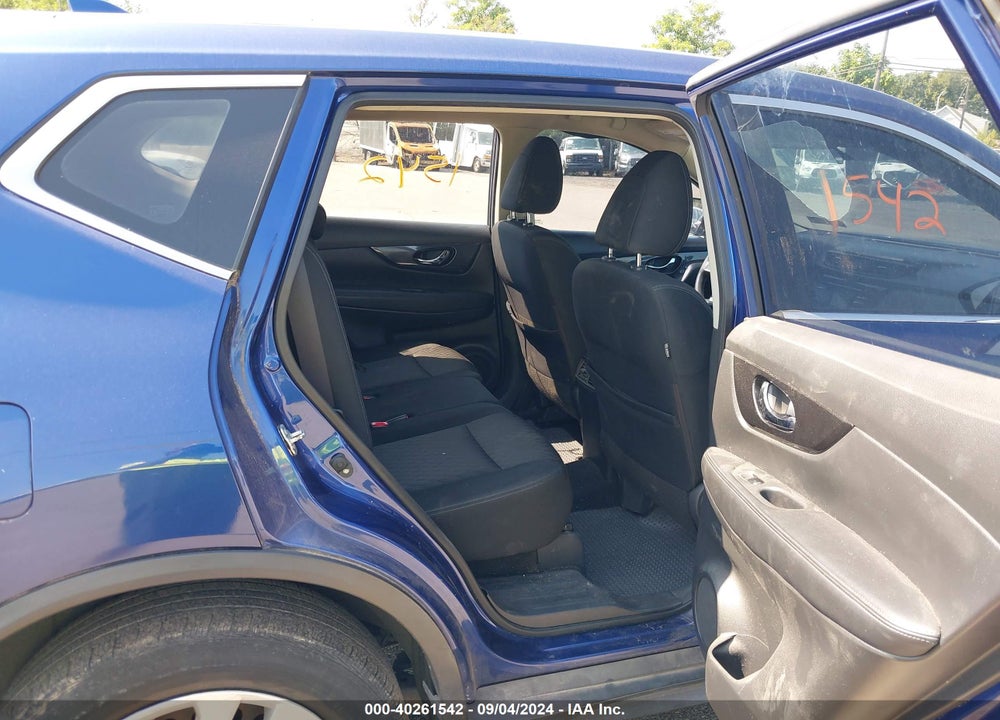 2017 NISSAN ROGUE S VIN: KNMAT2MT9HP507218