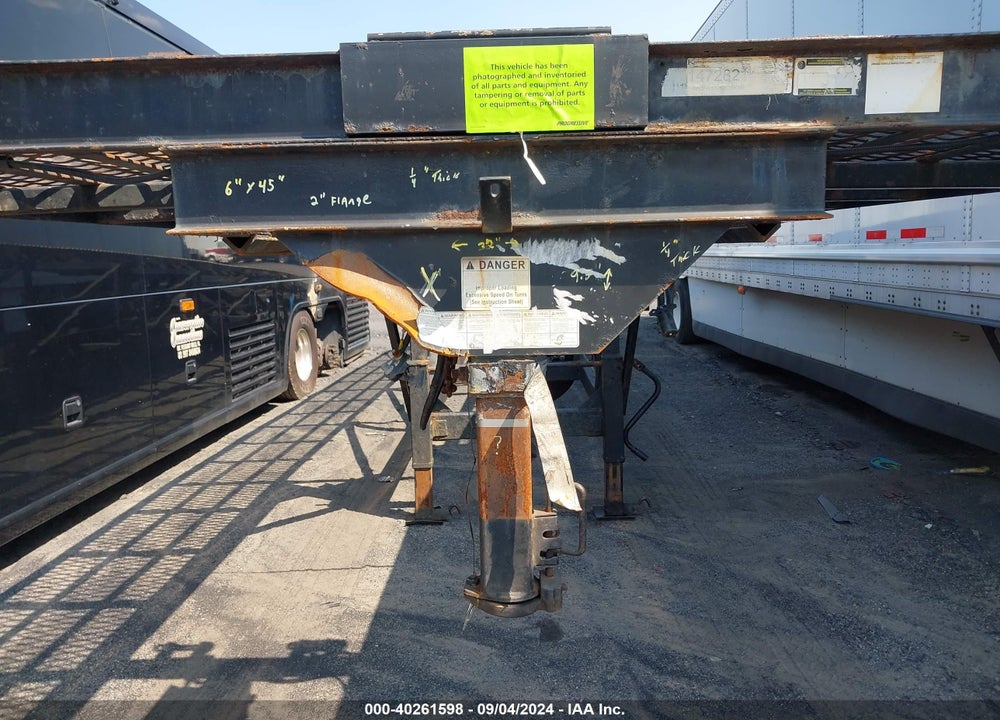 2018 KAUFMAN TRAILERS CAR CARRIER TRAILER VIN: 5VGFW5328JL008299