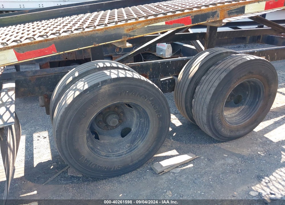 2018 KAUFMAN TRAILERS CAR CARRIER TRAILER VIN: 5VGFW5328JL008299