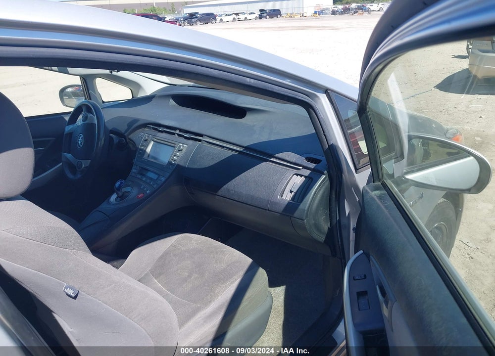 2015 TOYOTA PRIUS THREE VIN: JTDKN3DU6F1883016