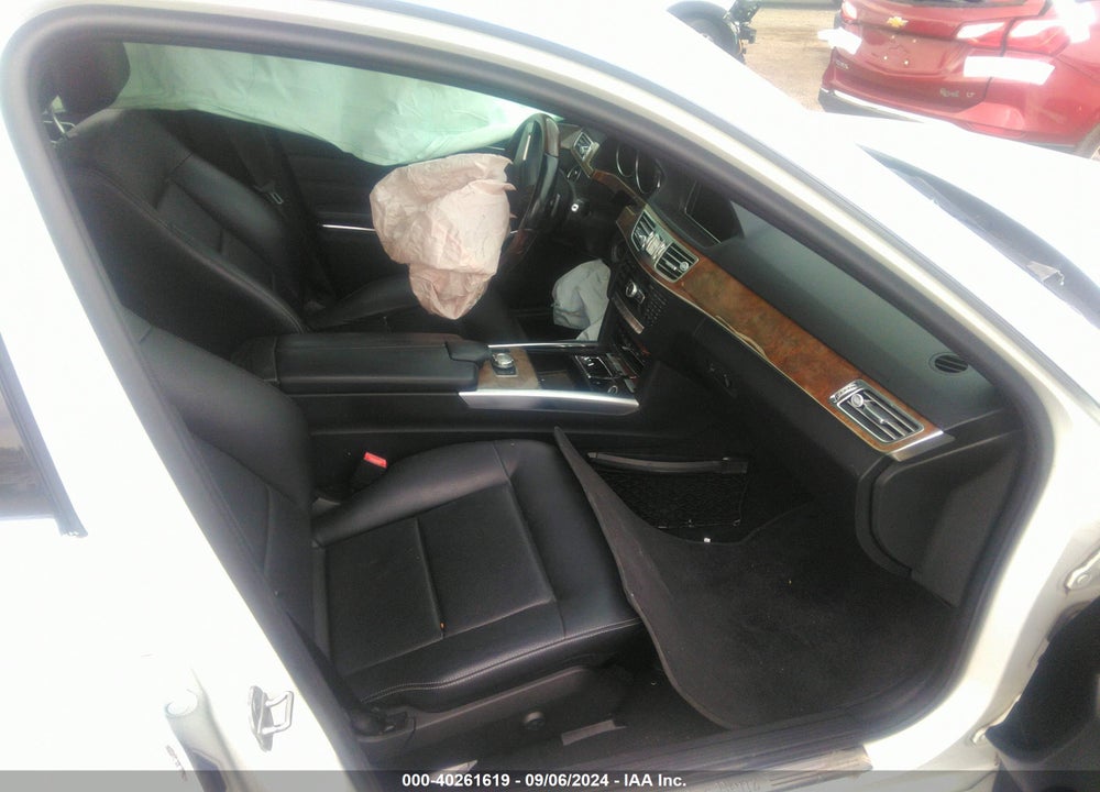 2014 MERCEDES-BENZ E 350 4MATIC/E 350 SPORT VIN: WDDHF8JB1EA933106